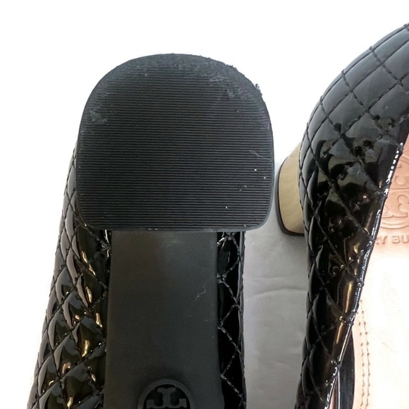 TORY BURCH #33379 Black & Gold Patent Leather Low Heels (US 7.5) Womens Shoes - Picture 6 of 11